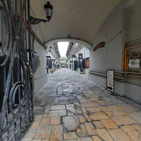 דירה Amytis Flat Old City