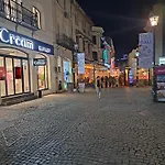 Amytis Flat Old City