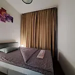 Amytis Flat Old City