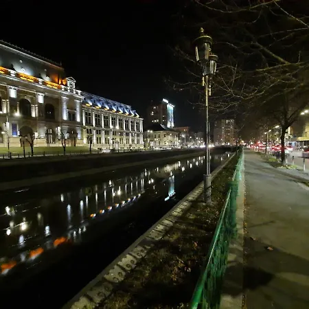 Amytis Flat Old City *