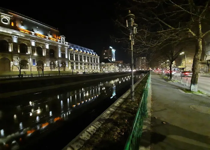 Amytis Flat Old City *