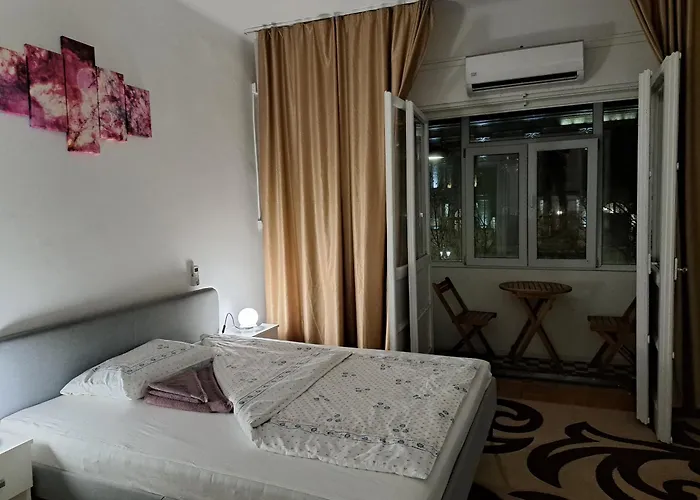 Amytis Flat Old City *