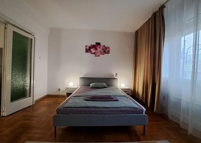 Amytis Flat Old City Appartamento *