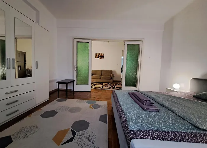 Amytis Flat Old City * Bucureşti