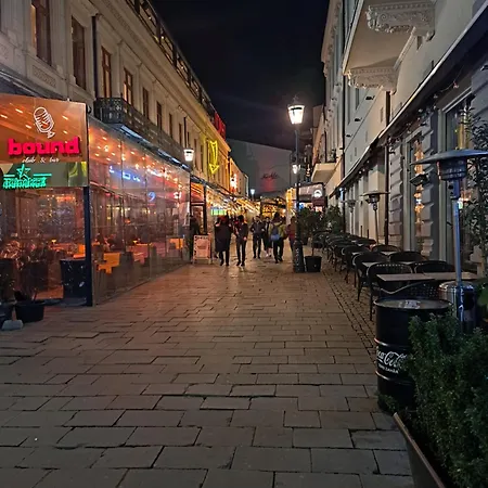 Amytis Flat Old City *