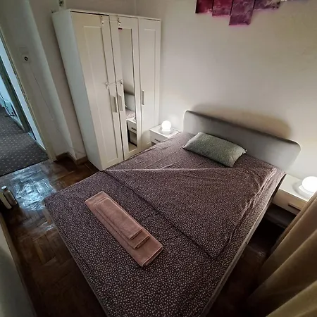 Amytis Flat Old City Apartment Bucharest